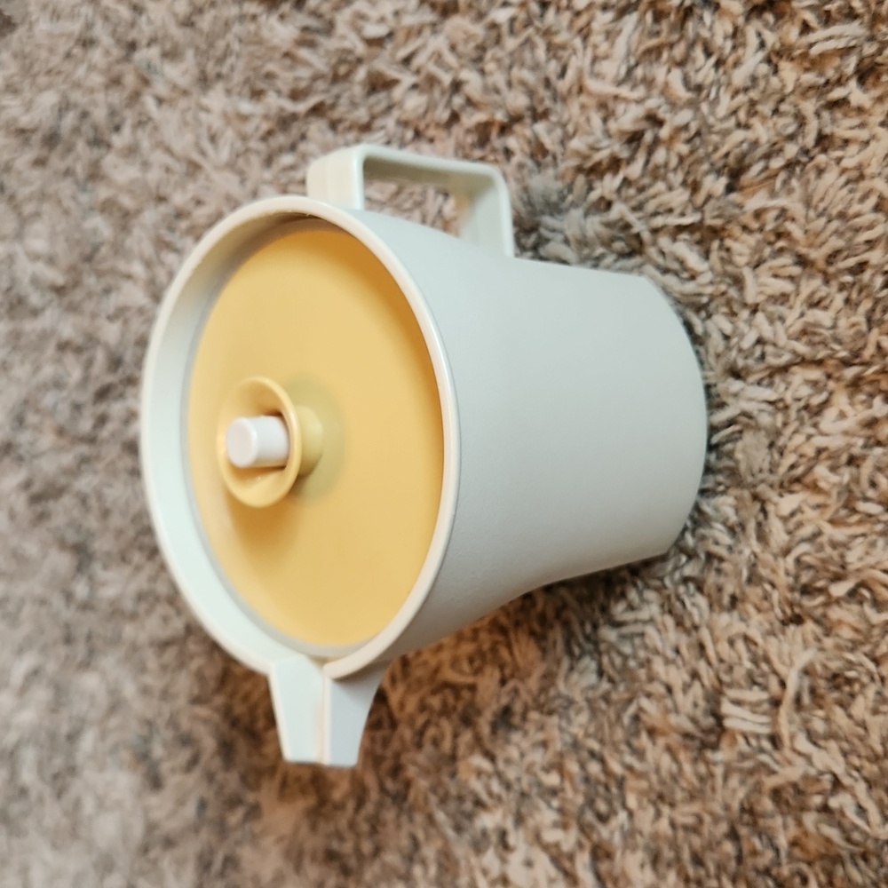 Vintage Tupperware Creamer with Lid